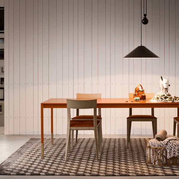 tavoli-sedie-complementi-moderni-3-minD6550034-440B-4C22-8757-51CABDF9A577.jpg